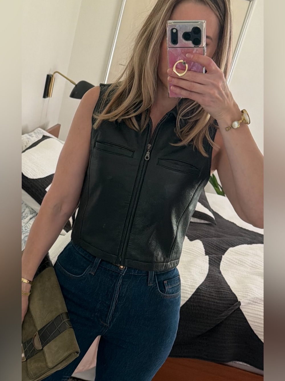 90’s The Limited 100% leather black vest zip front small s excellent condition
